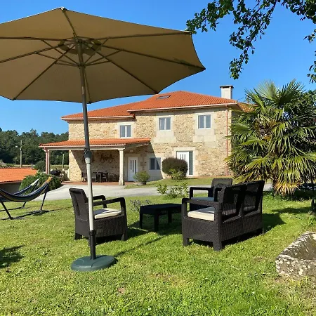 Casa De Fares A Estrada