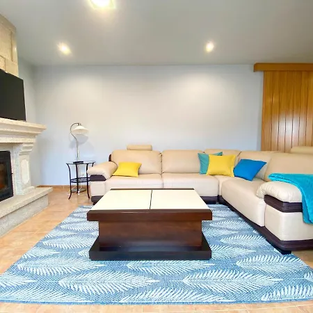 Casa De Fares Nyaraló A Estrada